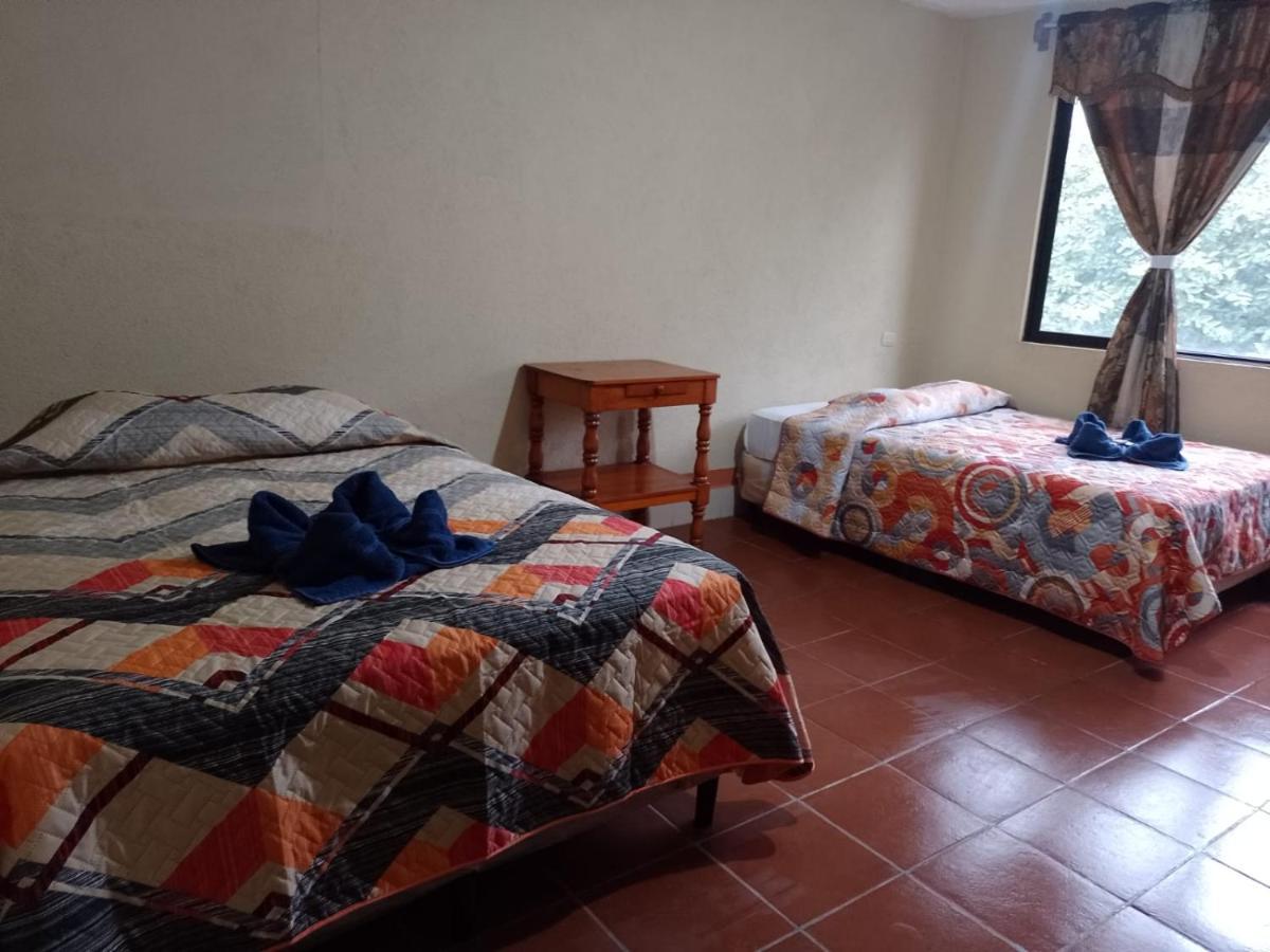 Hostal Sweet Dreams Panajachel Exterior photo