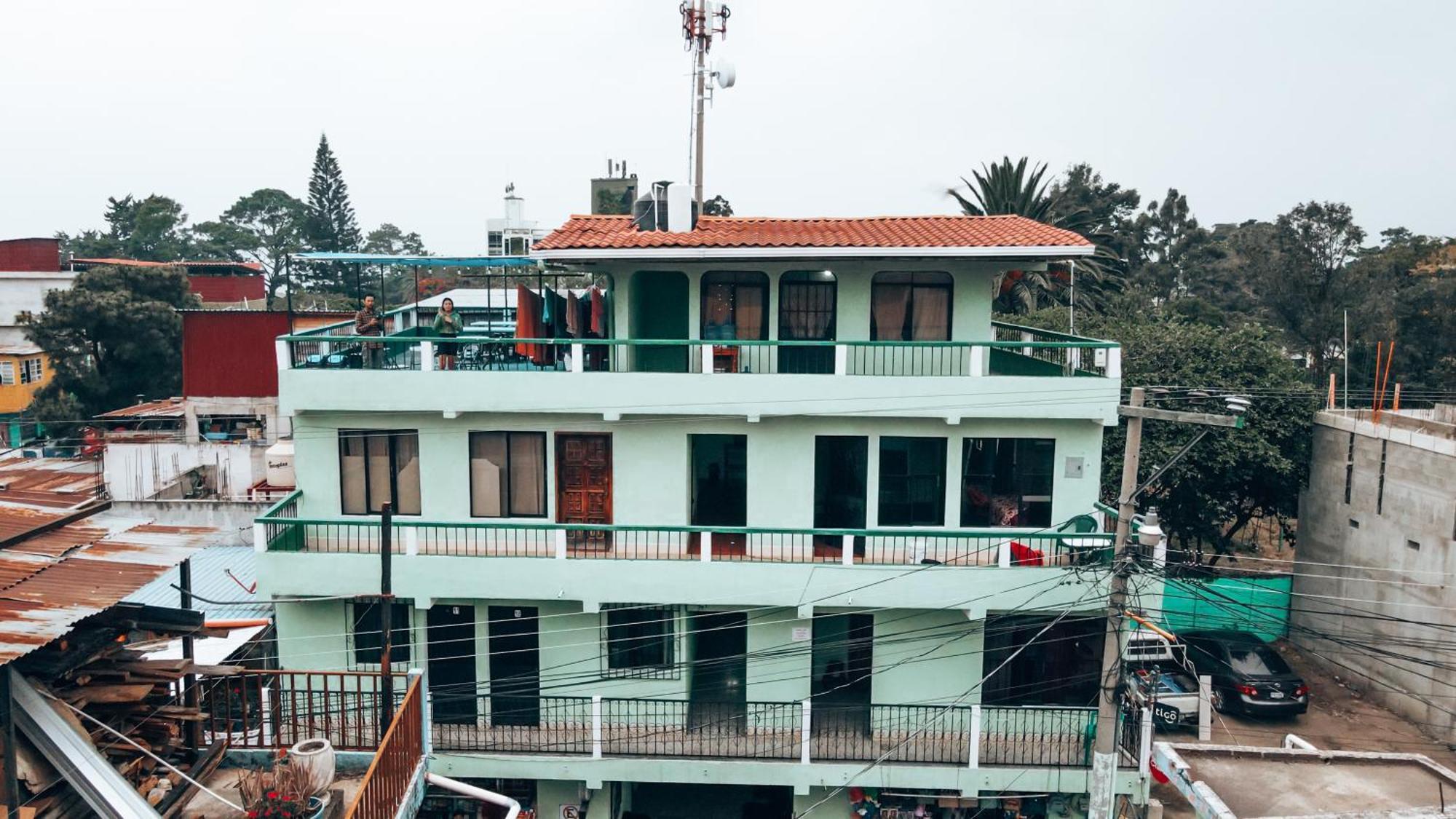 Hostal Sweet Dreams Panajachel Exterior photo